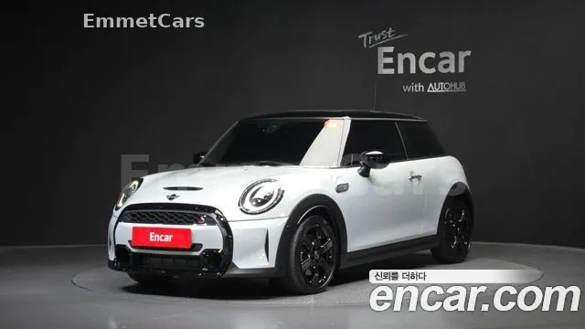 2022 MINI Cooper S Classic Launch Pack из Кореи