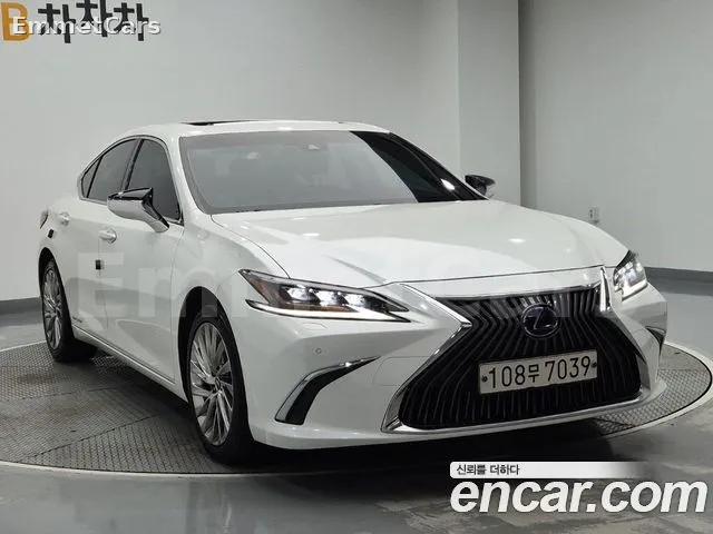 2020 Lexus ES300h 7th Gen Executive из Кореи