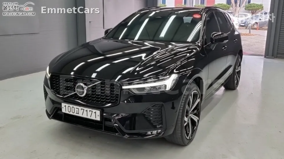2021 Volvo XC60 B6 из Кореи
