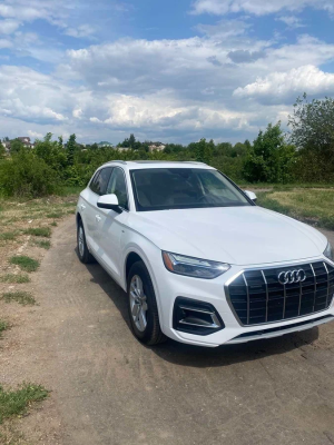 Audi Q5 II Рестайлинг (FY) 2.0 2021