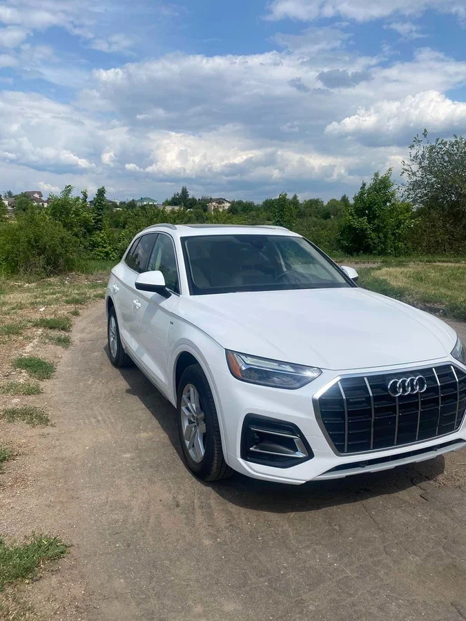 Audi Q5 II Рестайлинг (FY) 2.0 2021