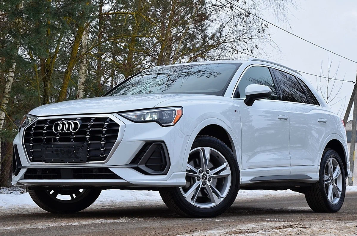 Audi Q3 II (F3) 2.0 2021