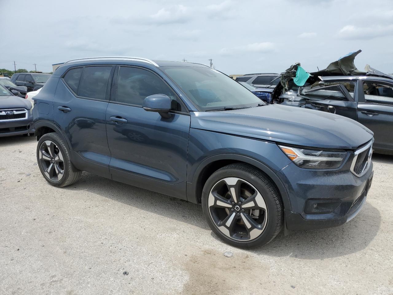Volvo XC40 I 2.0 2021