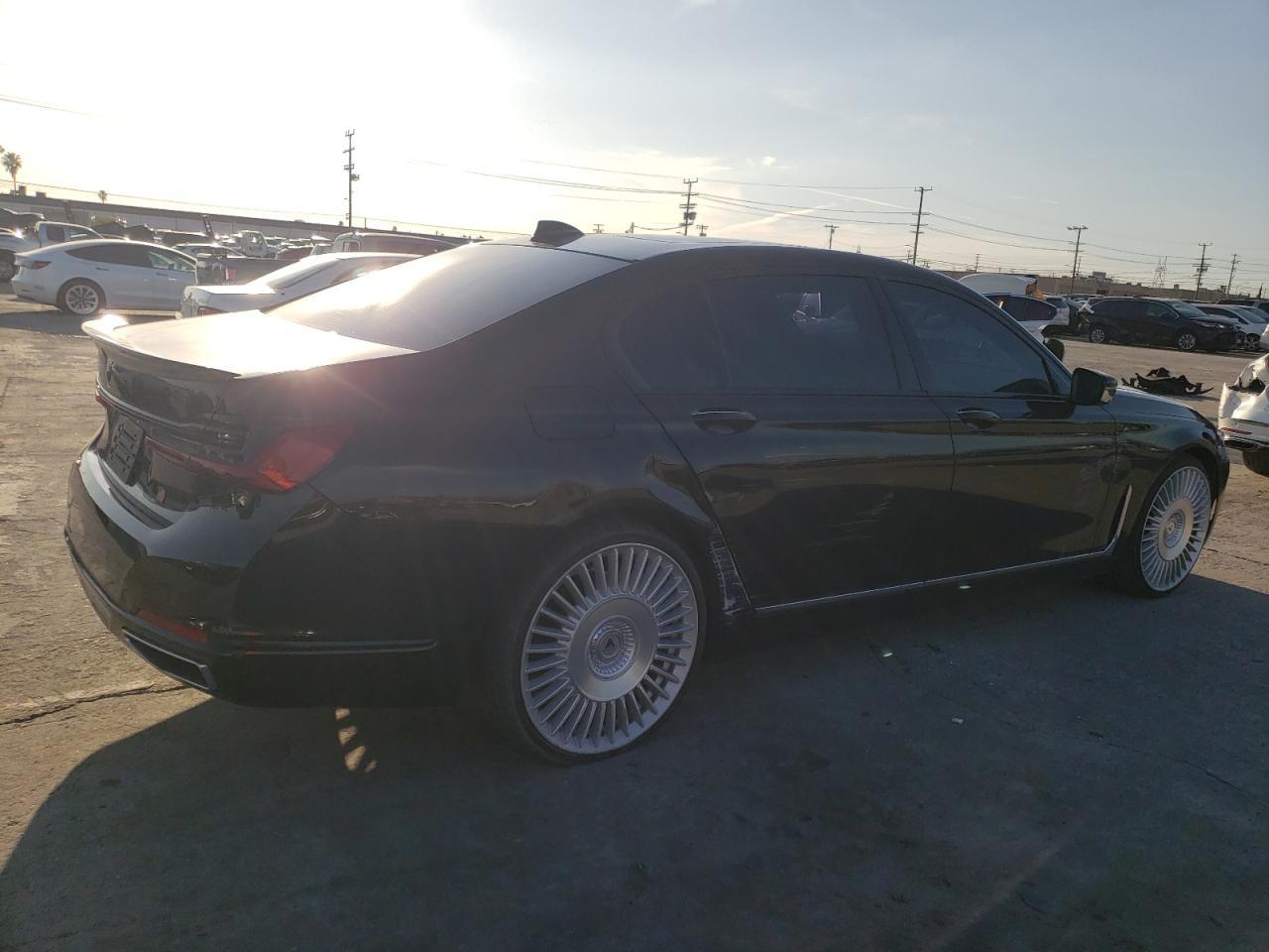 BMW 7 серии VI (G11/G12) Рестайлинг 3.0 2021