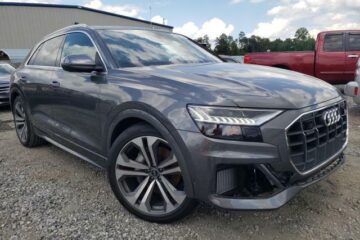 Audi Q8 I 3.0 2021
