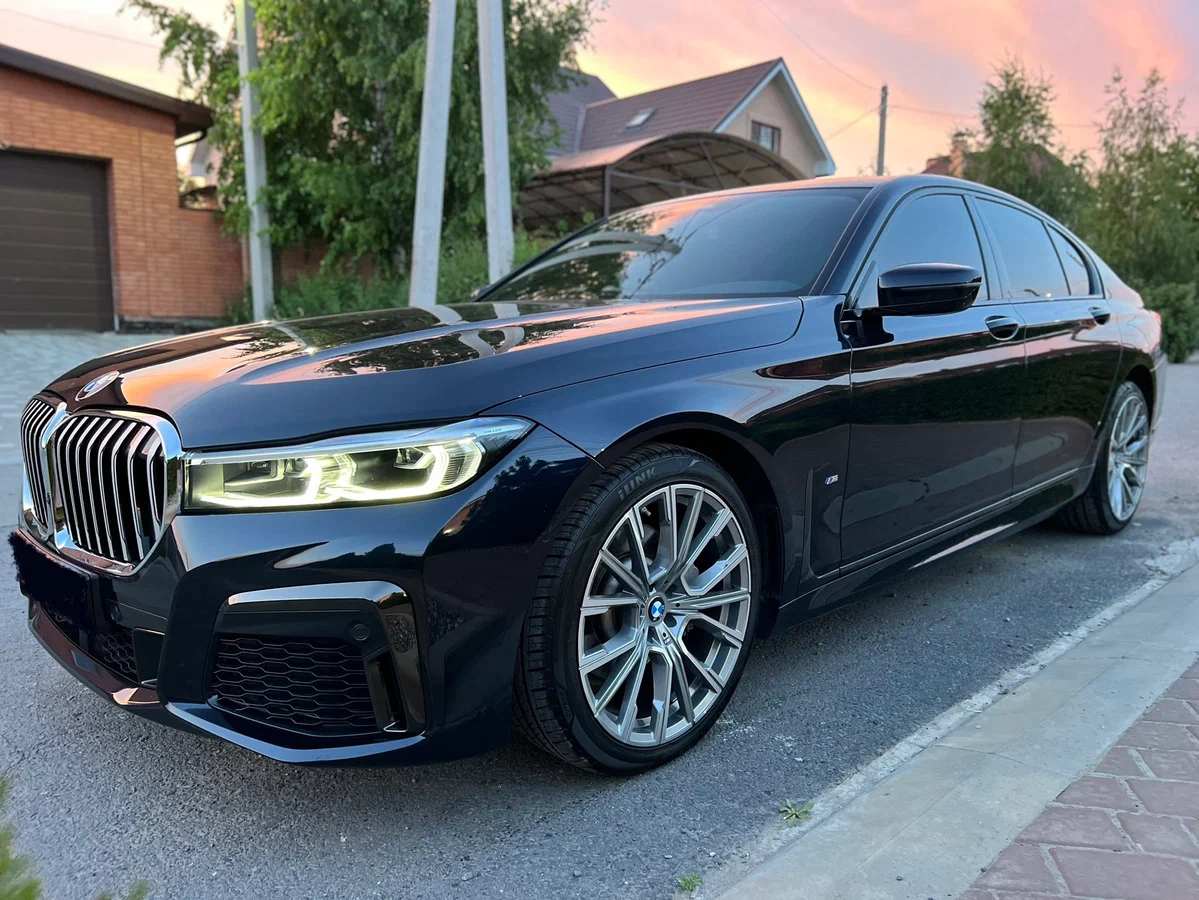 BMW 7 серии VI (G11/G12) Рестайлинг 3.0 2021