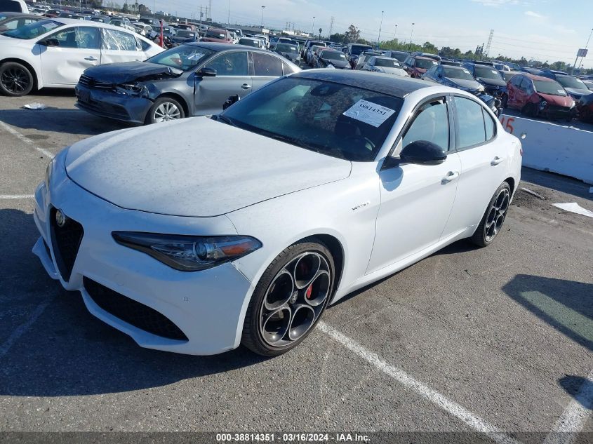 Alfa Romeo Giulia VELOCE RWD 2.0 2023