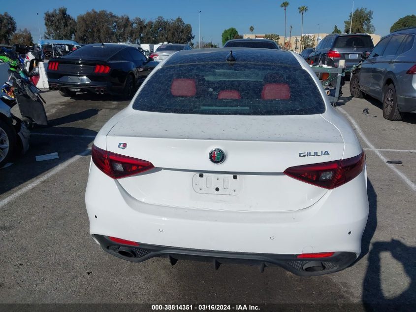 Alfa Romeo Giulia VELOCE RWD 2.0 2023