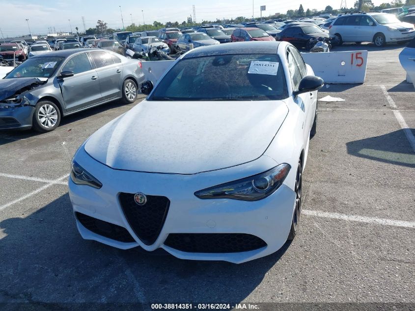 Alfa Romeo Giulia VELOCE RWD 2.0 2023
