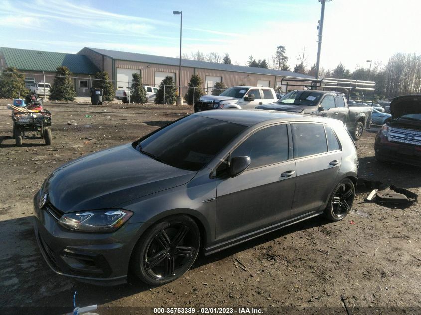 Volkswagen Golf R VII Рестайлинг 2.0 2019