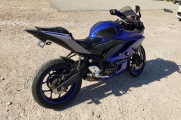 2021 YAMAHA YZFR3 A