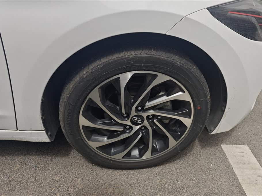 Hyundai Elantra 2020 1.5 CVT Smart & Elite