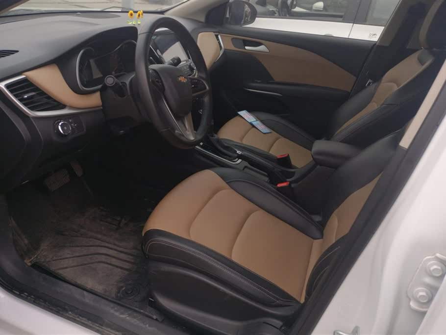 Chevrolet Monza 2022 320 AT Comfort