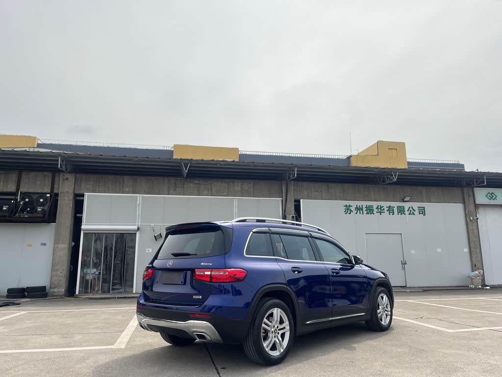 Mercedes-Benz GLB 180 Dynamic 2021