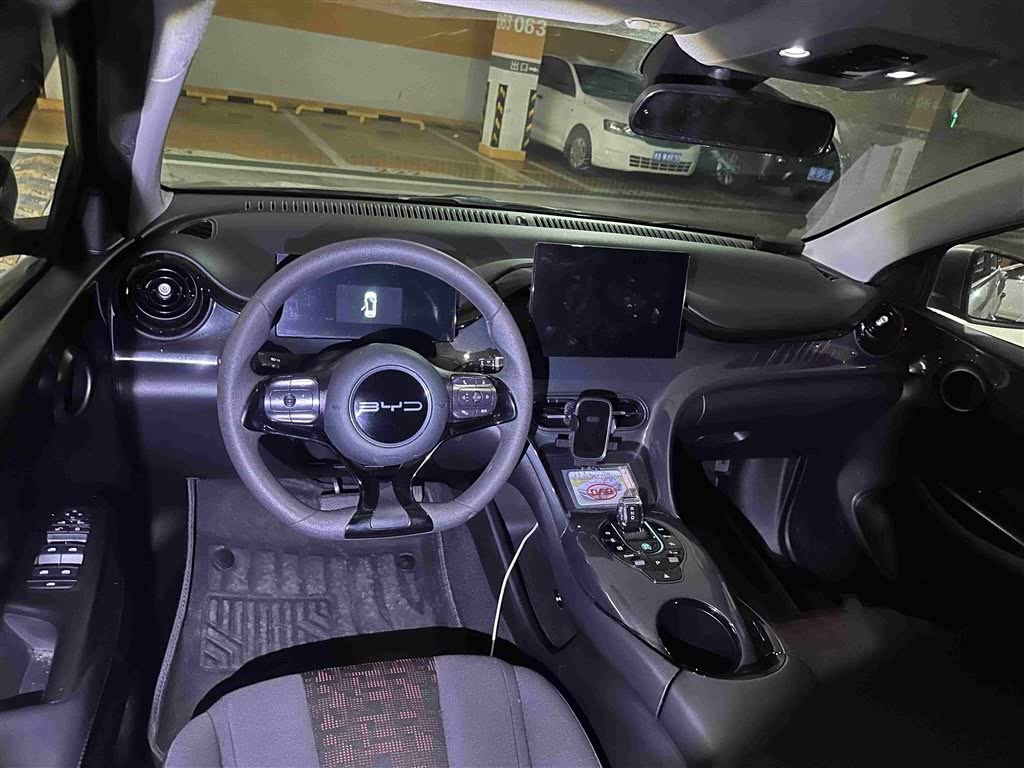 BYD e2 2023 (комплектация Travel Edition)