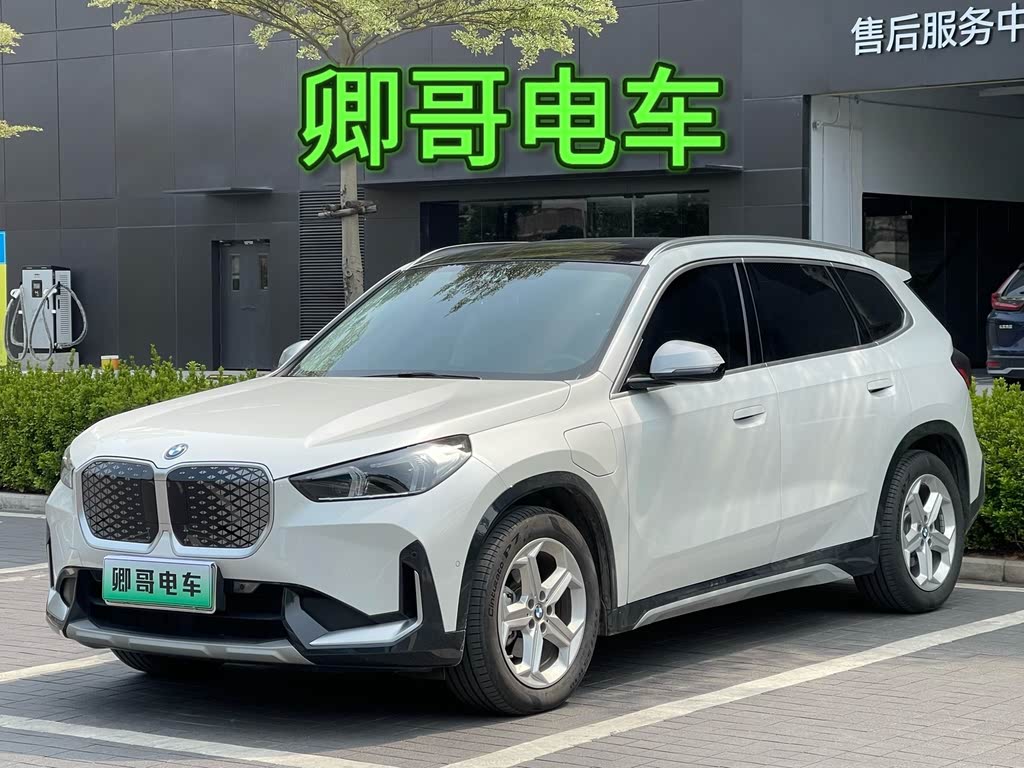 BMW iX1 2023 eDrive25L X Design