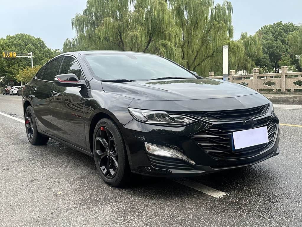 Chevrolet Malibu XL Redline 550T AT