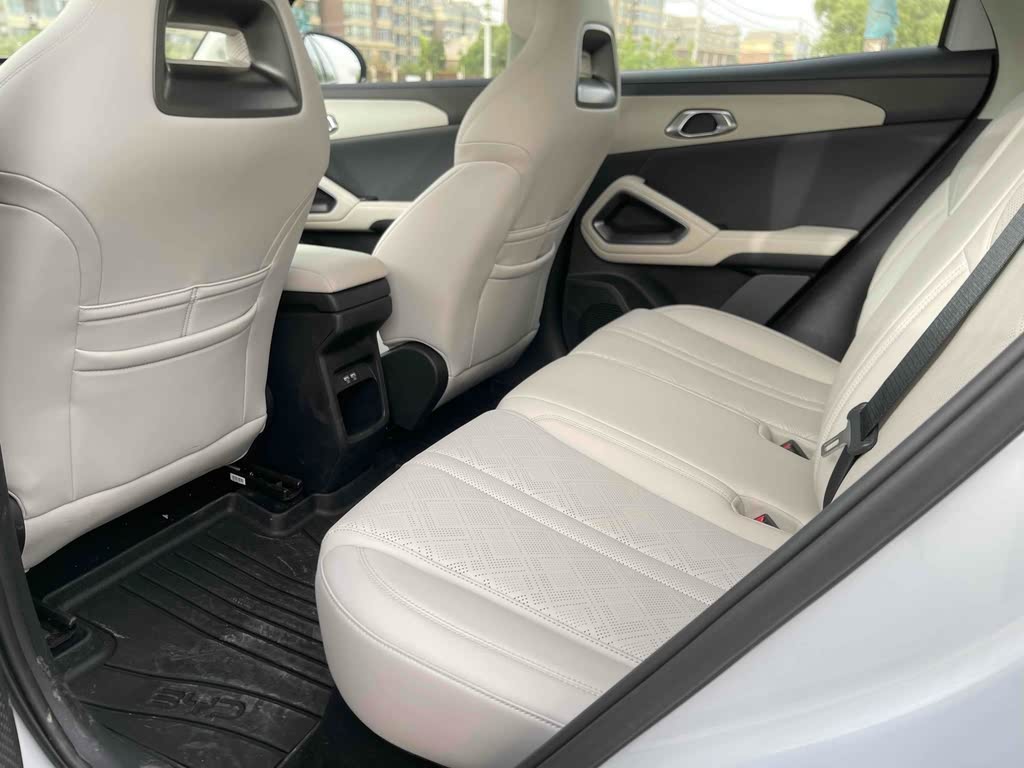 BYD Yuan UP 2024 401KM Beyond