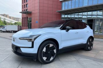 Volvo EX30 2025 Long Range Ultra (задний привод)