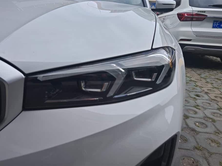 BMW i3 eDrive35L (2022)