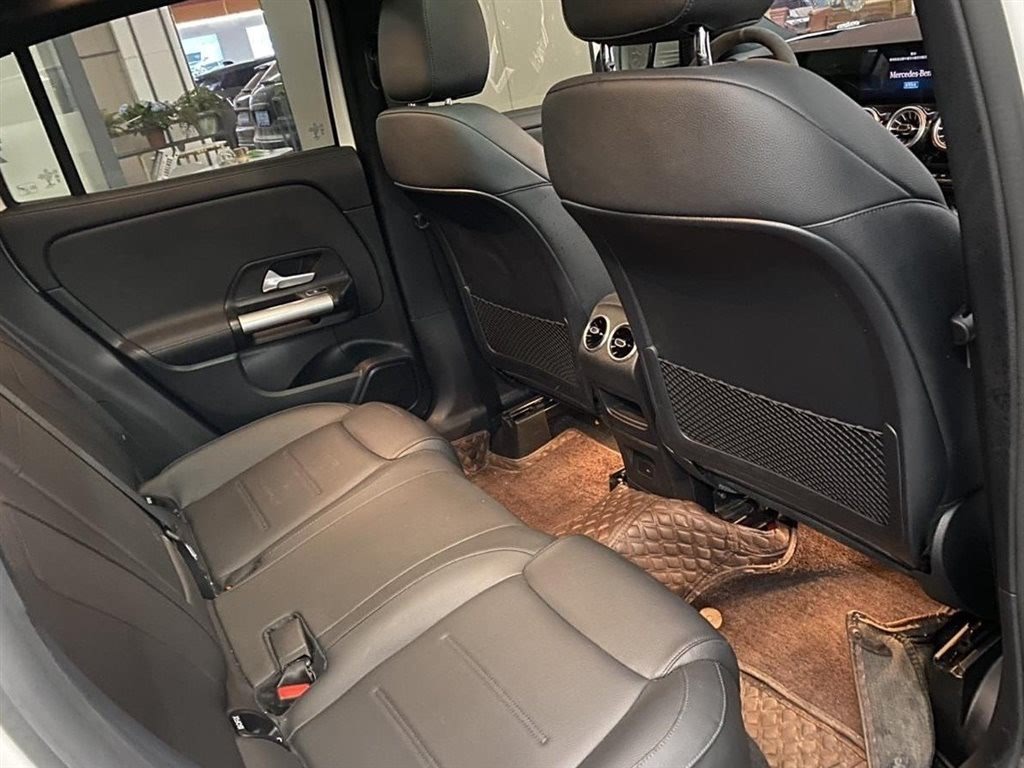 Mercedes-Benz GLA 180 (2020)