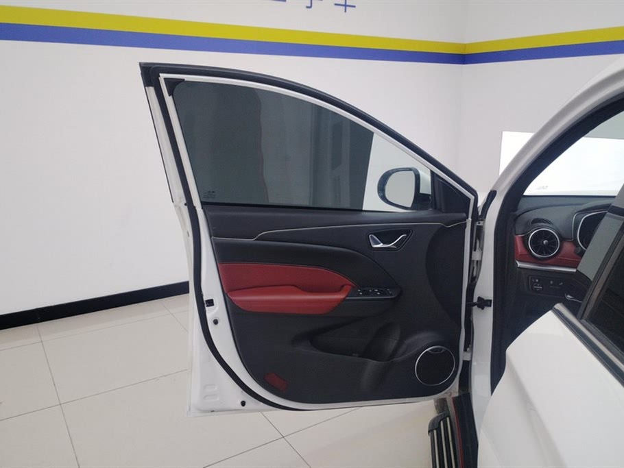 Dongfeng Fengguang 500 2022 1.5T CVT Enjoy