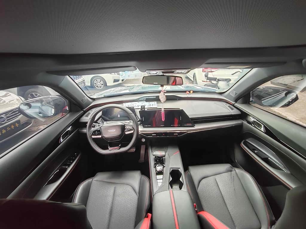 Changan Oshan Z6 1.5T DCT iBlue Whale 2022