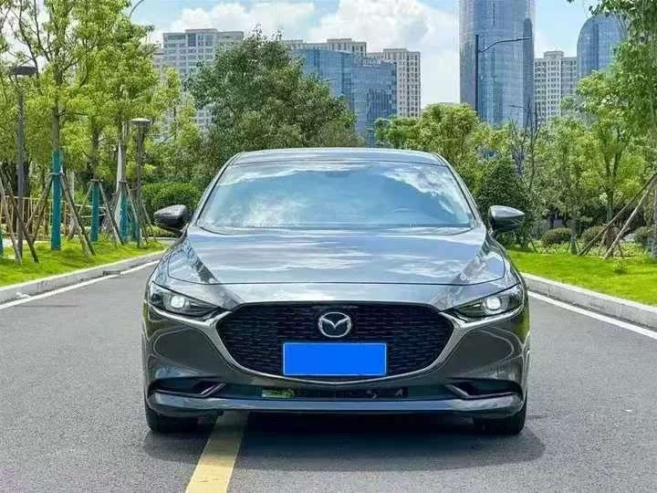 Mazda 3 Axela 2022 2.0 AT Style