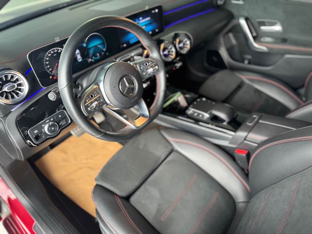 Mercedes-Benz CLA 200 (импорт, 2020)