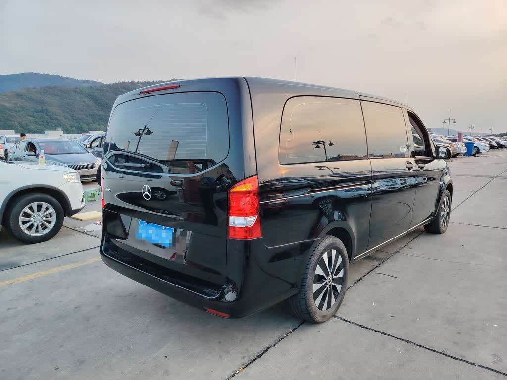 Vito 2021 2.0T Elite 7-местный