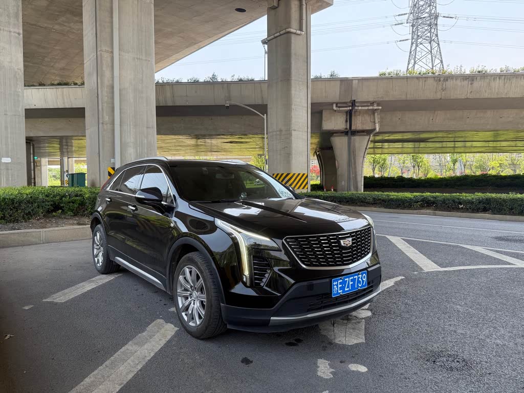 Cadillac XT4 28T Luxury (2WD) 2020 модельного года (рестайлинг)