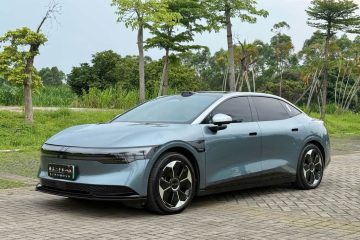 Zeekr 007 2025 Заднеприводная версия с интеллектуальным вождением, батарея 75 кВт⋅ч