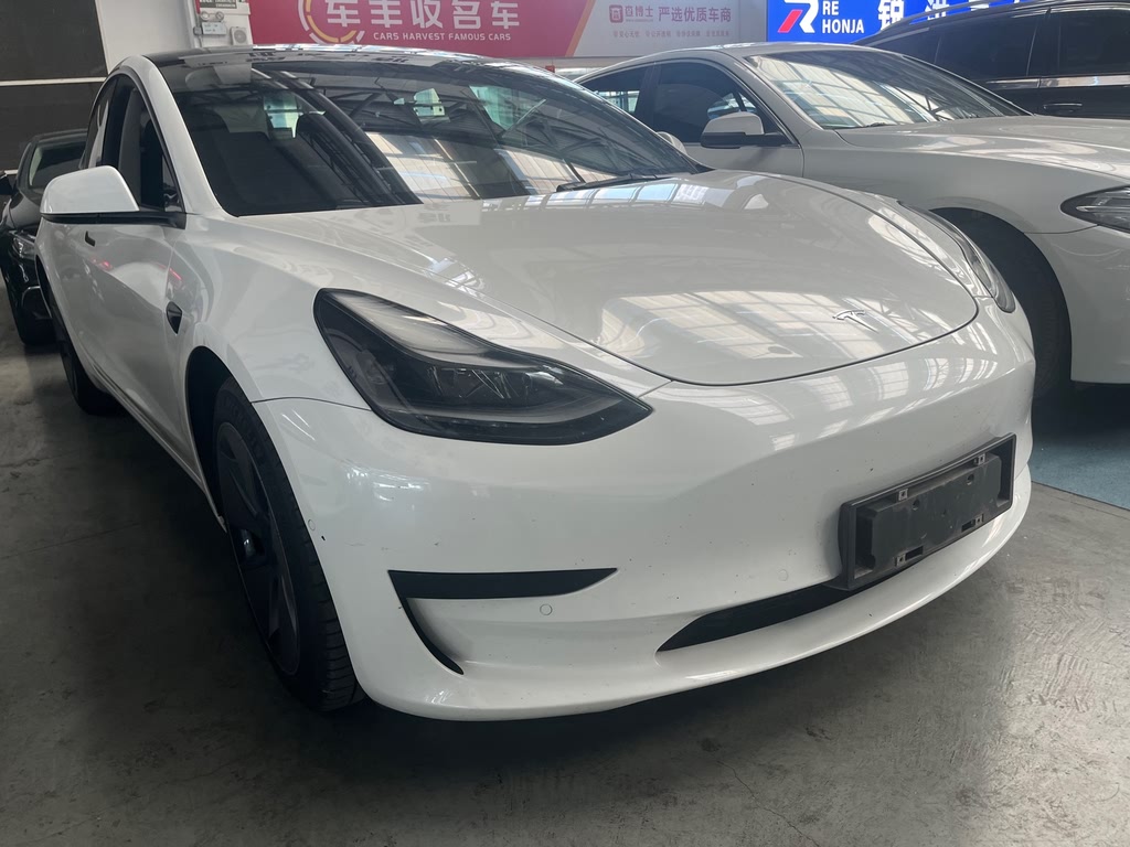 Model 3 2022 Заднеприводная версия