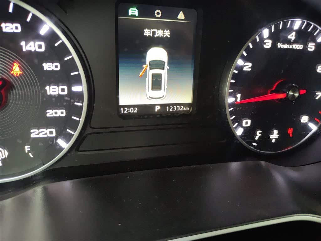 MG ZS 180DVVT AT Lite (2020)