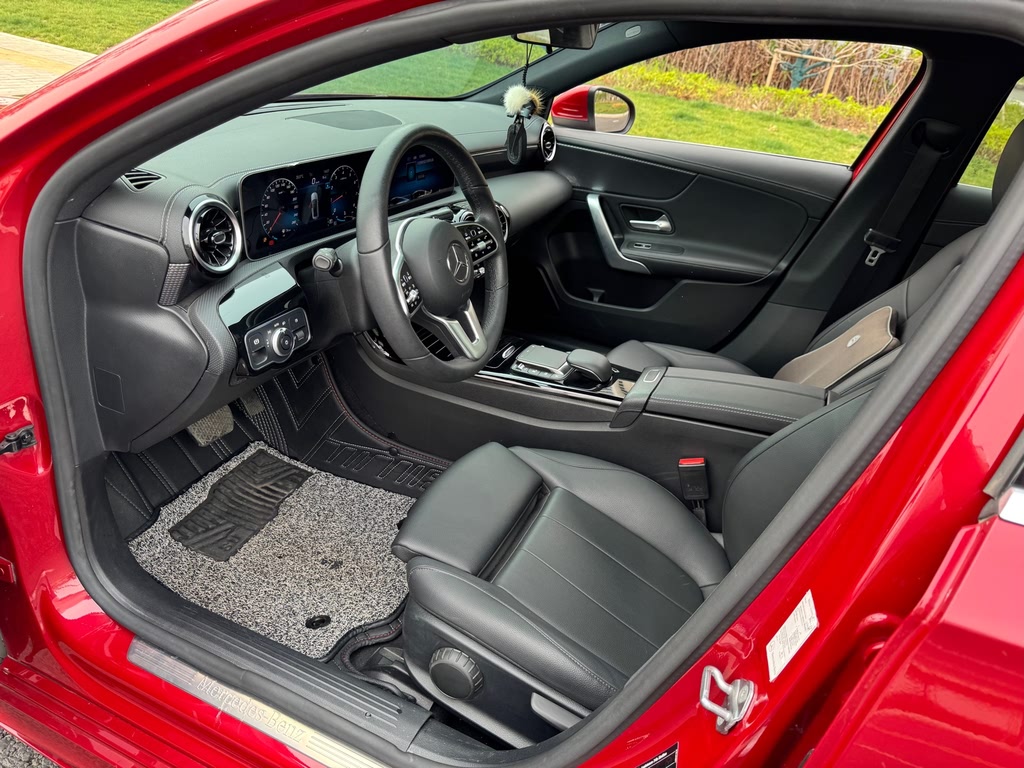 Mercedes-Benz A-Class L Sedan A 200 Fashion Sport 2020