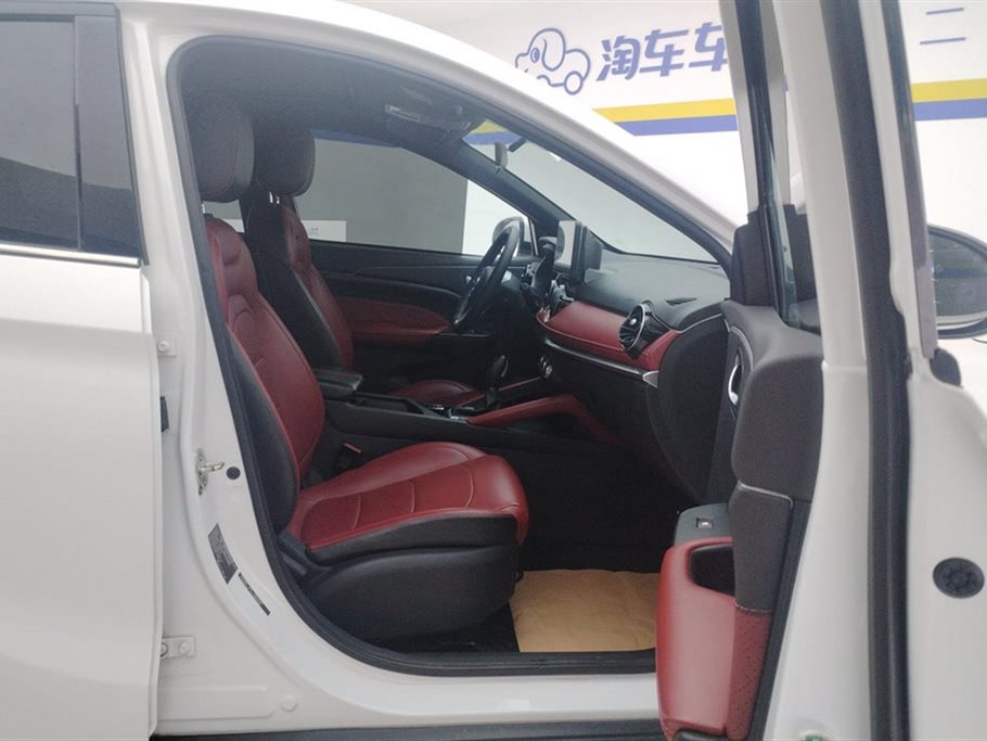 Dongfeng Fengguang 500 2022 1.5T CVT Enjoy