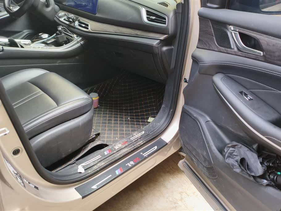 Lan Dian E5 2024 Honor Edition 100KM Comfort 7-Seater