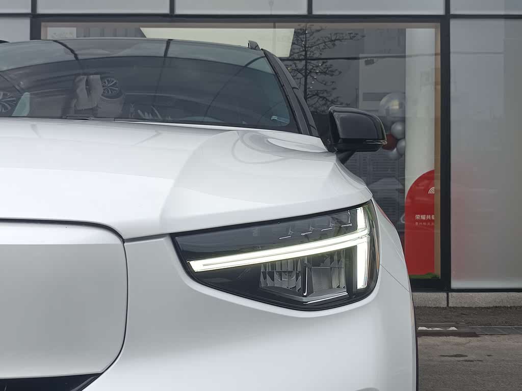 Volvo XC40 Recharge Long Range 2023