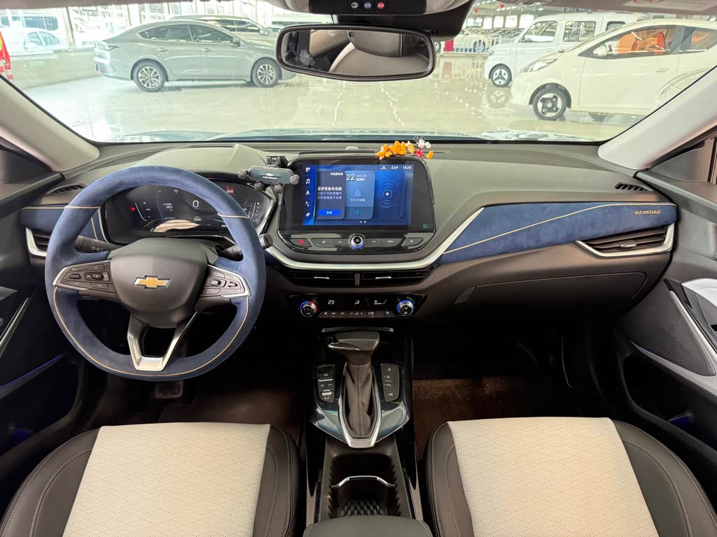 Chevrolet Menlo 2021 Mickey Magic Star Edition