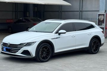 FAW-Volkswagen CC Shooting Brake 330TSI Hunting Edition (2021)
