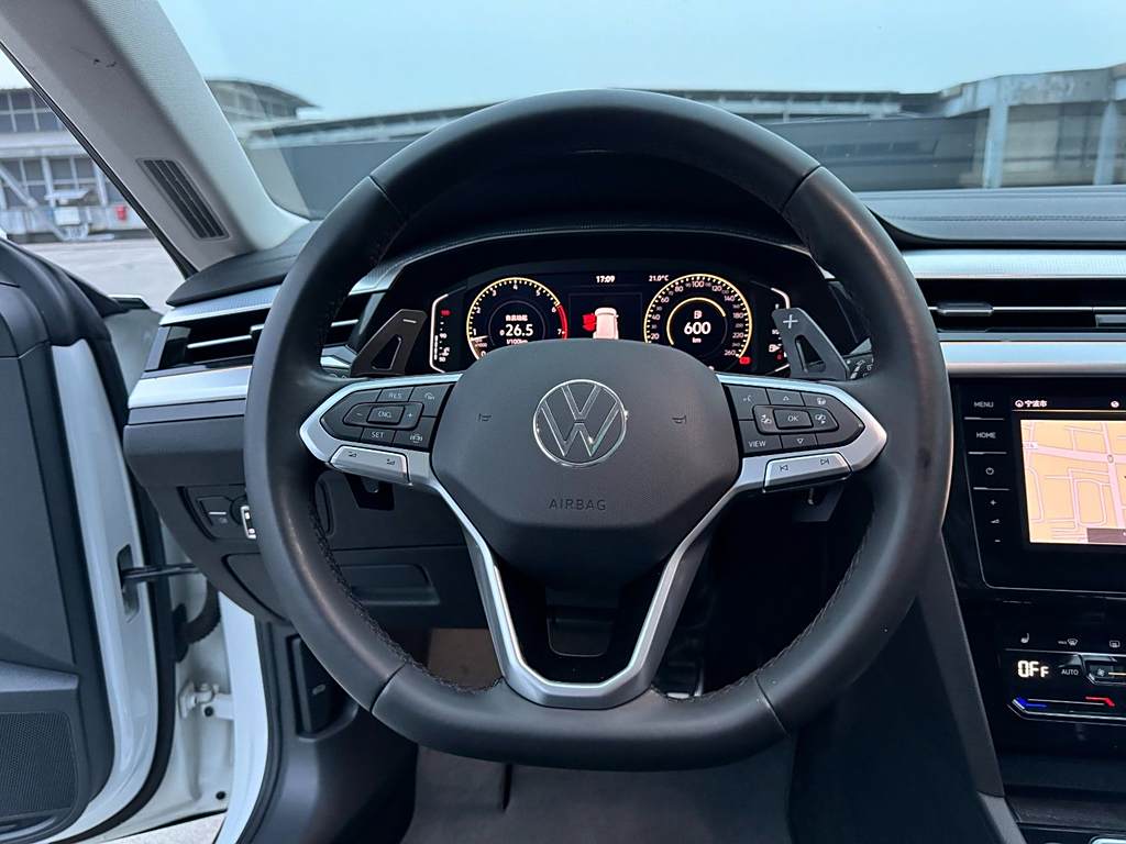 FAW-Volkswagen CC Shooting Brake 330TSI Hunting Edition (2021)
