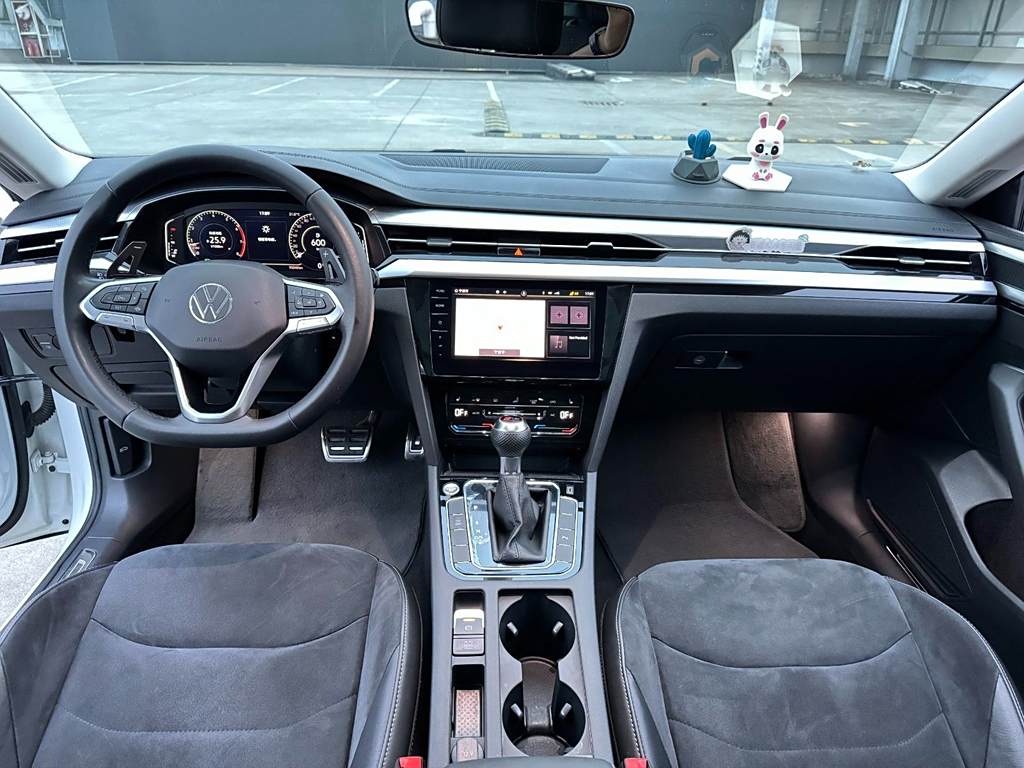 FAW-Volkswagen CC Shooting Brake 330TSI Hunting Edition (2021)