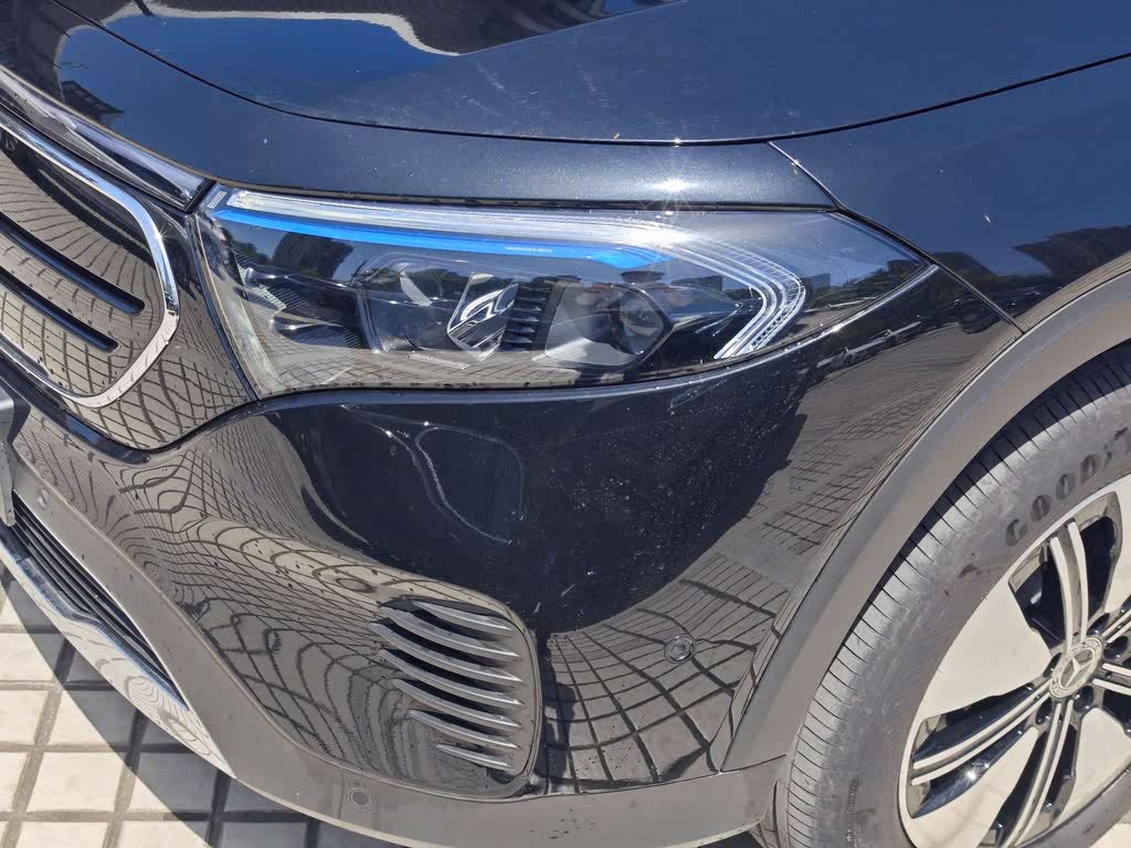 Mercedes-Benz EQB 260 (2023, рестайлинг)