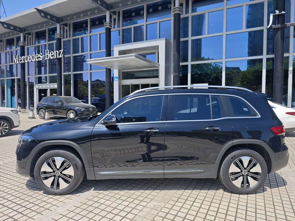 Mercedes-Benz EQB 260 (2023, рестайлинг)