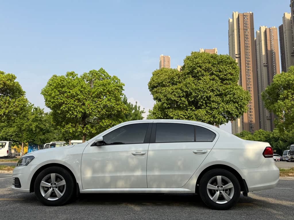 Volkswagen Lavida 2022 1.5L AT Comfort