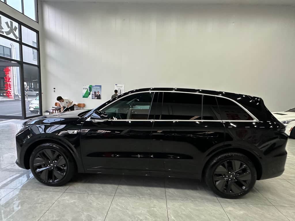 Li Auto L6 2024 Pro