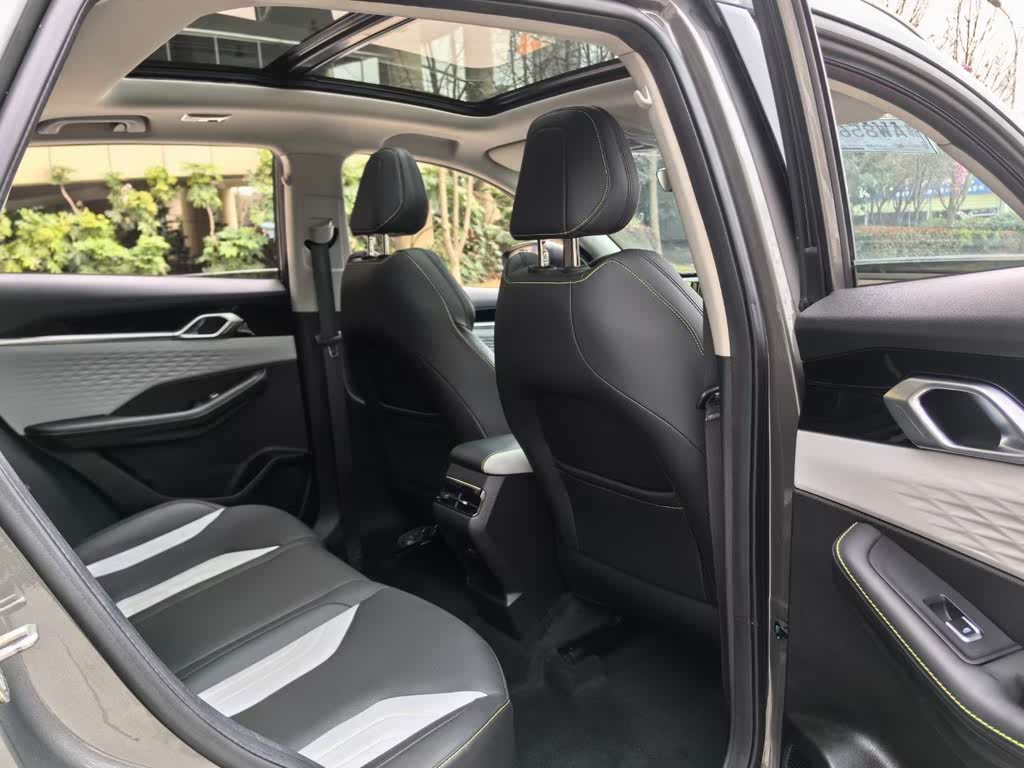 Geely Coolray 2022 1.5TD DCT Geeker