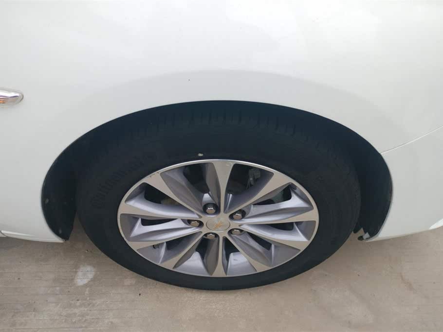 Chevrolet Monza 2022 320 AT Comfort