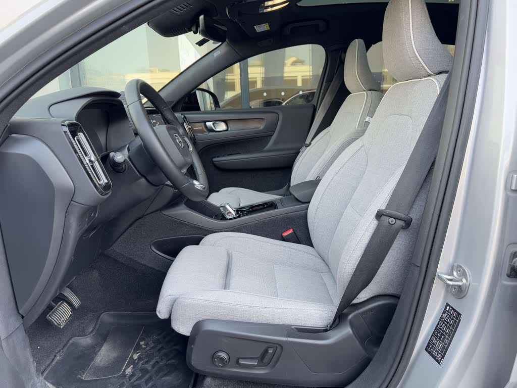 Volvo C40 2023 Long Range Pro