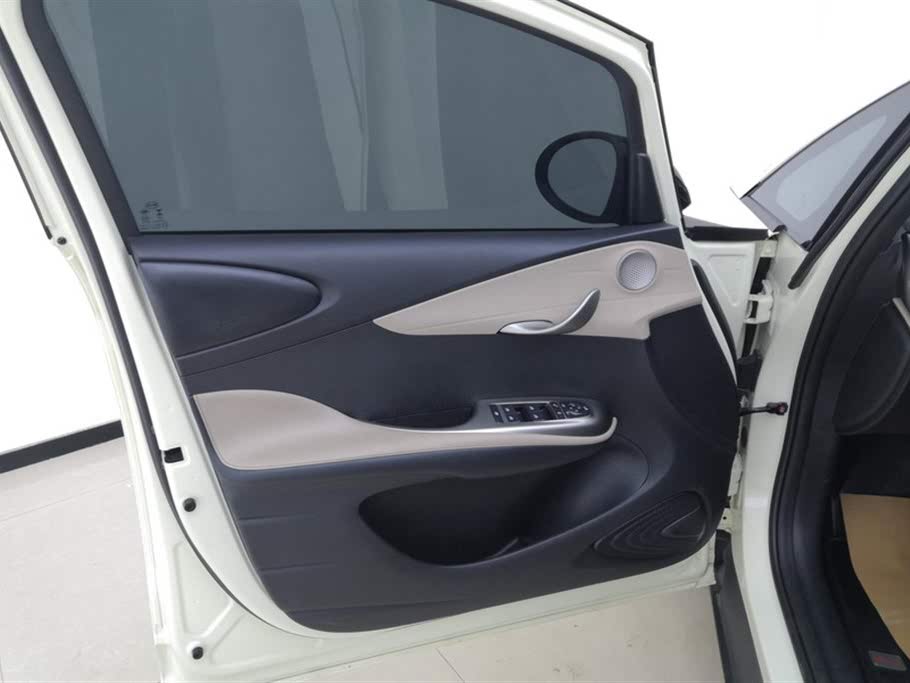 BYD Dolphin 2023 420km Fashion Edition
